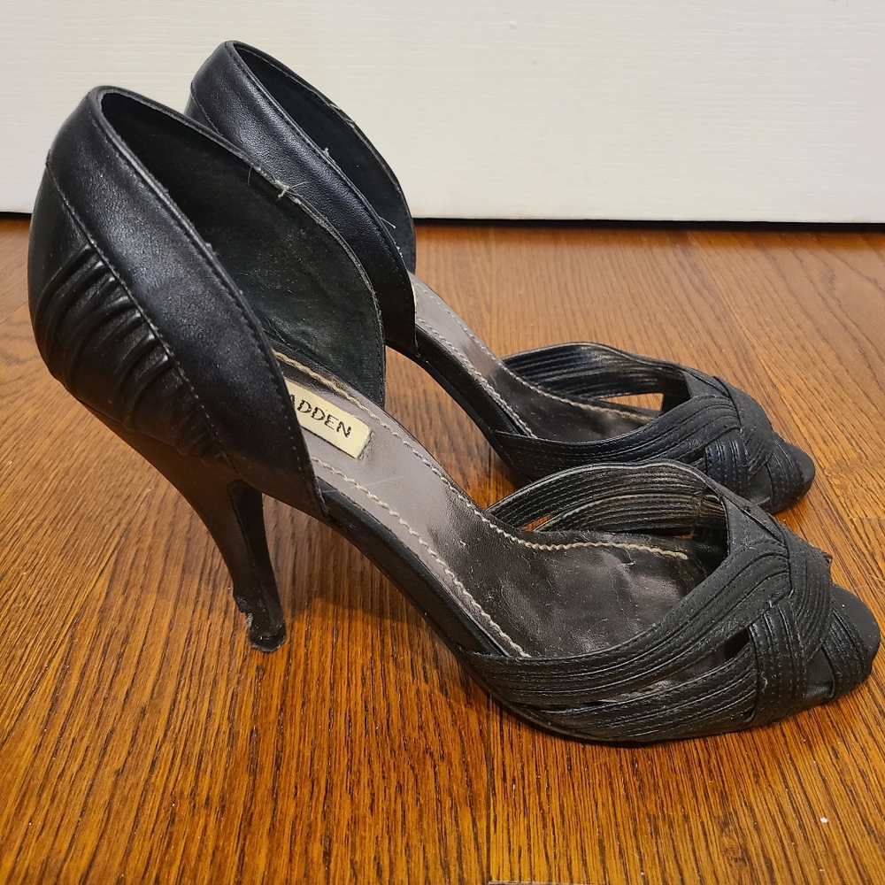 Womens Used Steve Madden Peep Toe Heel, Size 8
